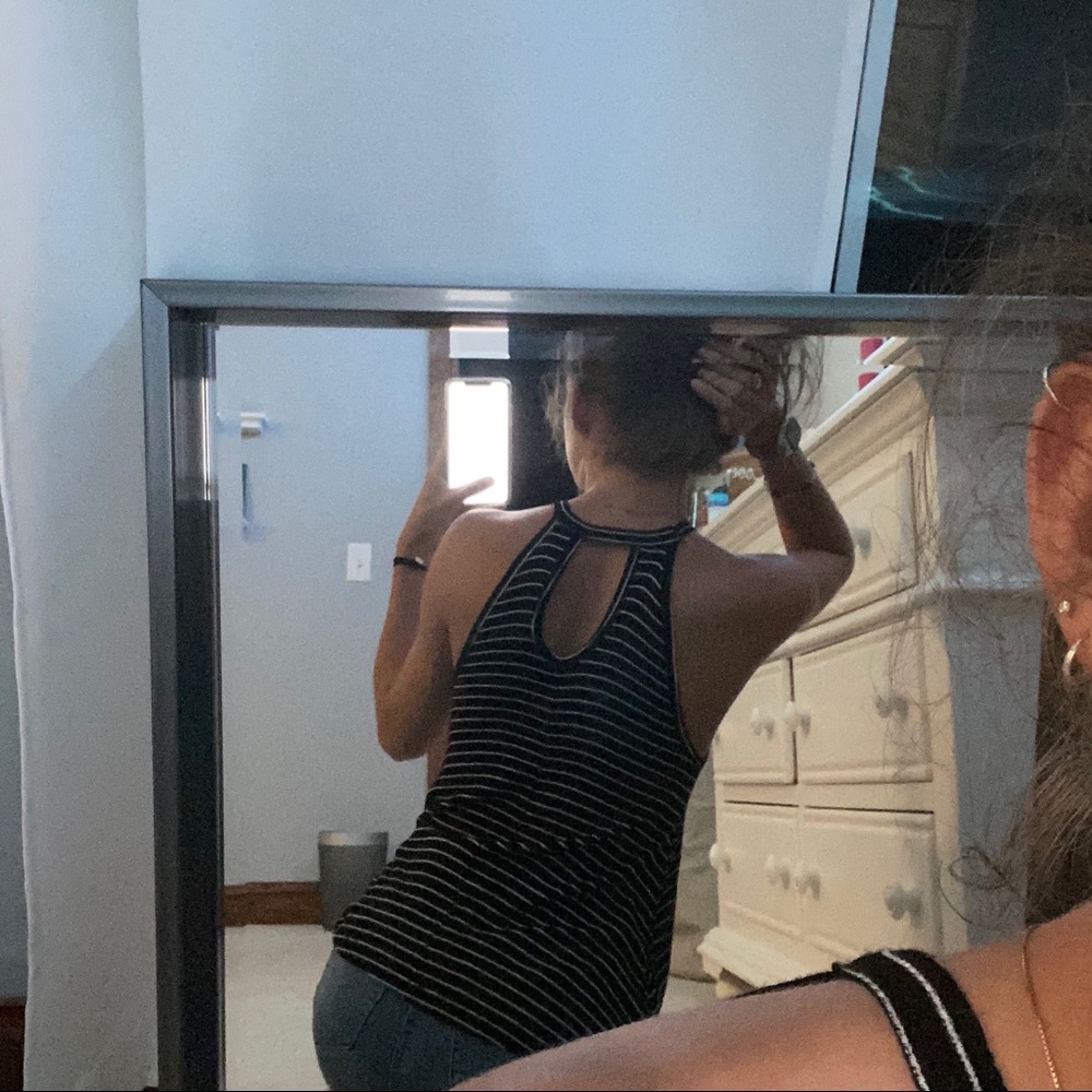 Halter tank - Picture 2 of 2
